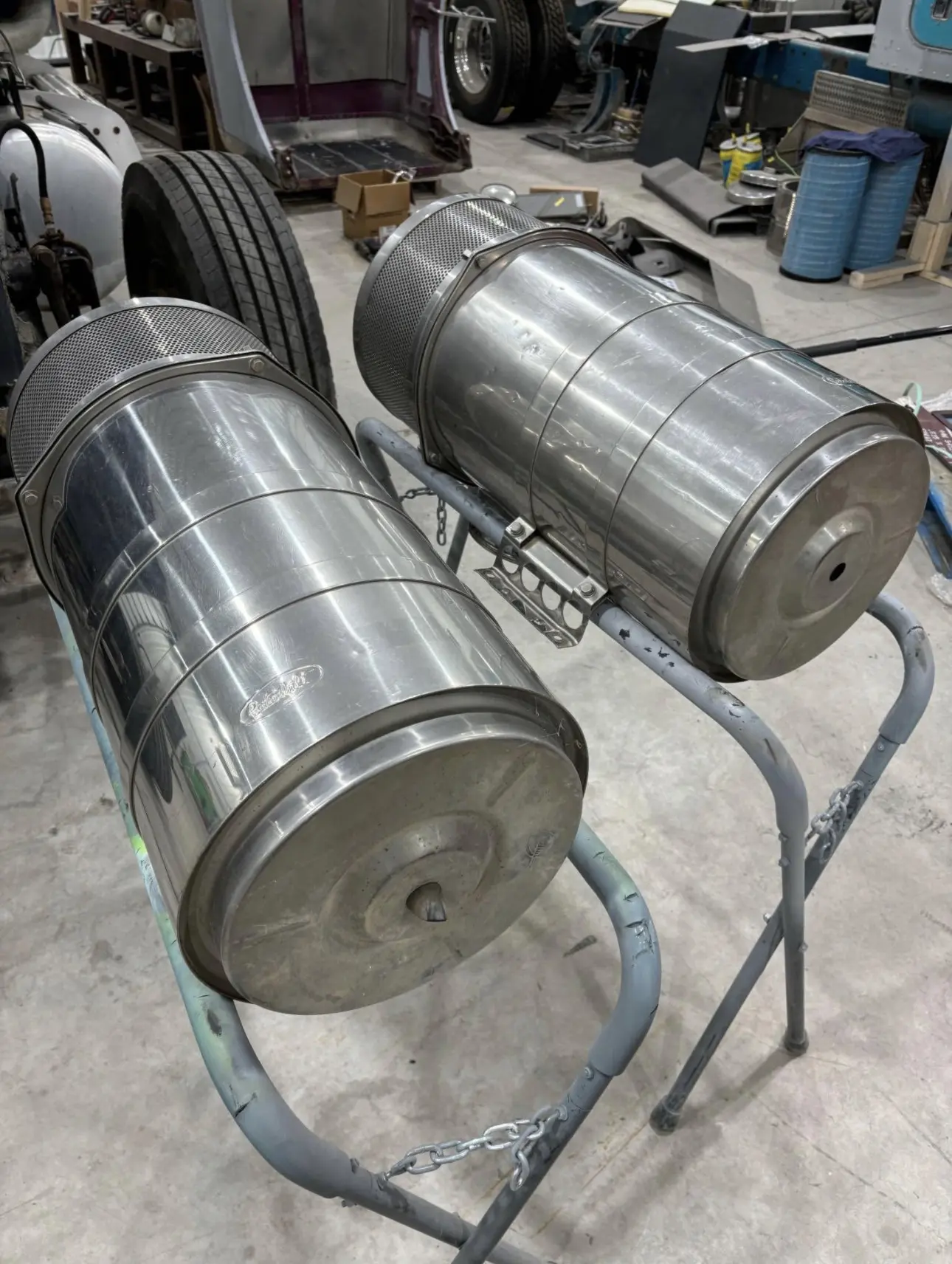 15” Peterbilt breathers